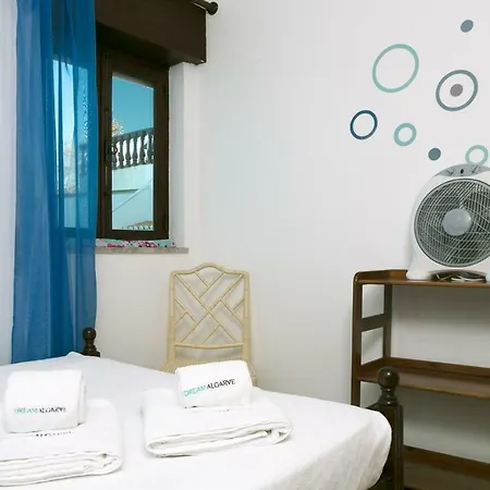 C13 - Belavista 3 Bed * Lagos